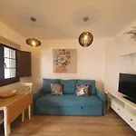 Apartment Blue Lizard *